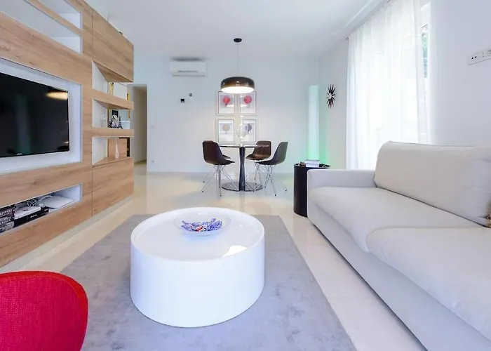 Private Oasis Apartment *